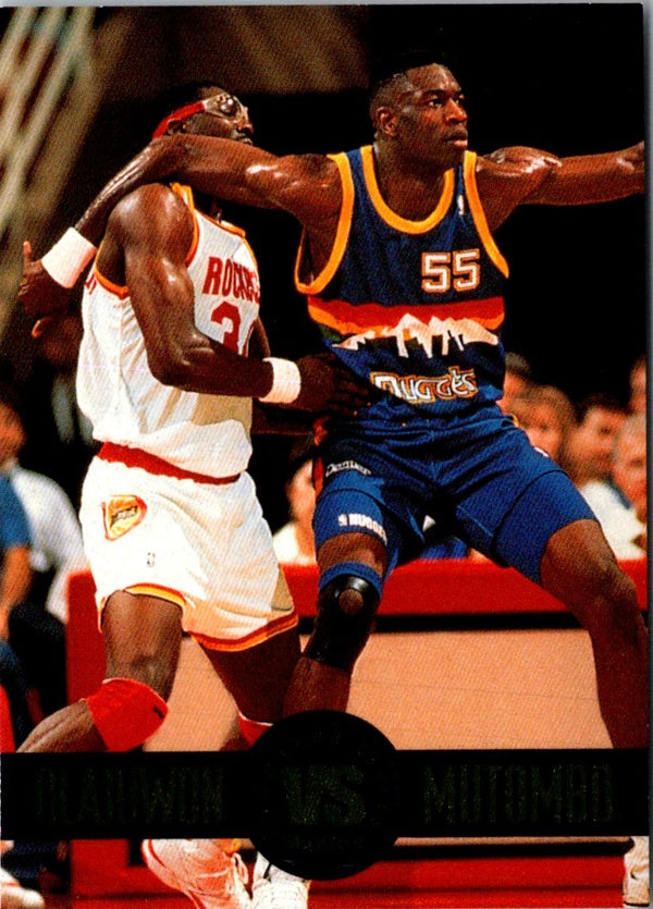 1993 SkyBox Showdown Series Hakeem Olajuwon/Dikembe Mutombo #SS4