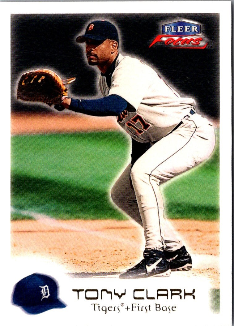 2000 Fleer Focus Tony Clark