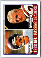 1989 Topps American/UK Boomer Esiason #32