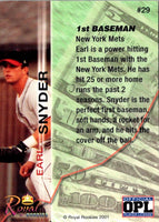 2001 Royal Rookies Futures Earl Snyder #29