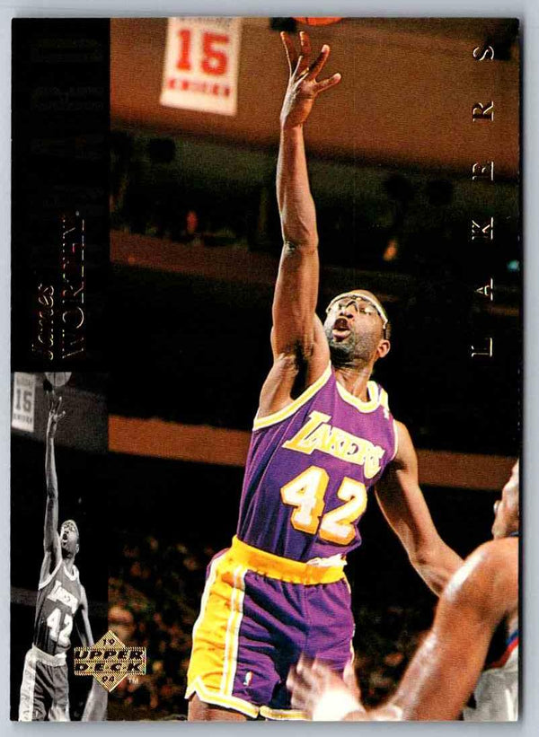 1995 Upper Deck James Worthy #42