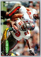 1998 Collector's Edge Supreme Season Review Triple Threat (T3) Warrick Dunn #28