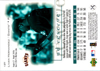 2001 UD Reserve Livan Hernandez #137