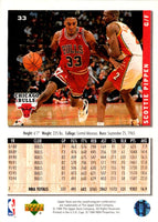 1994 Collector's Choice Scottie Pippen #33
