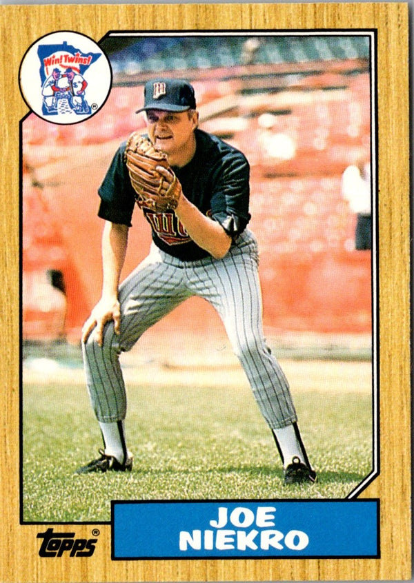 1987 Topps Traded Joe Niekro #89T