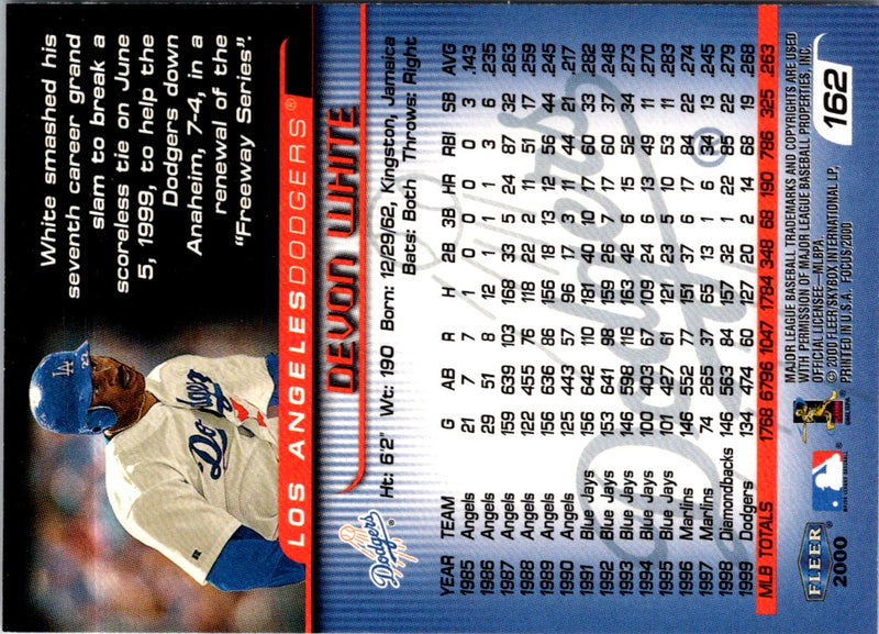 2000 Fleer Focus Devon White