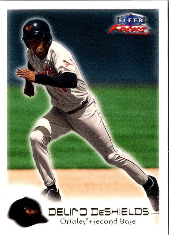 2000 Fleer Focus Delino Deshields #12