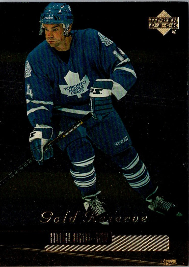 2001 Upper Deck Gold Serve